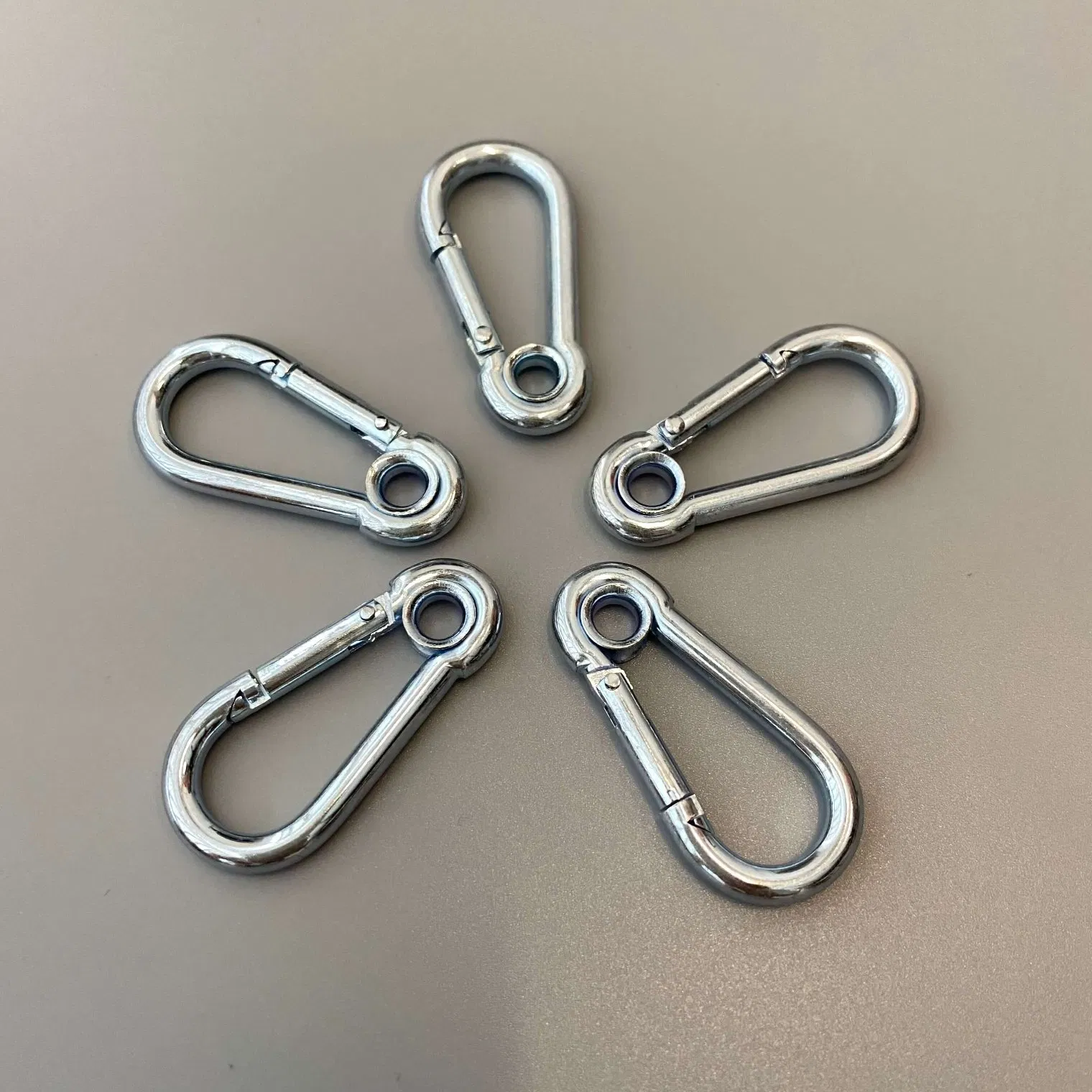 Stainless Steelm4 Carabiner Hook with Eyelet Steel