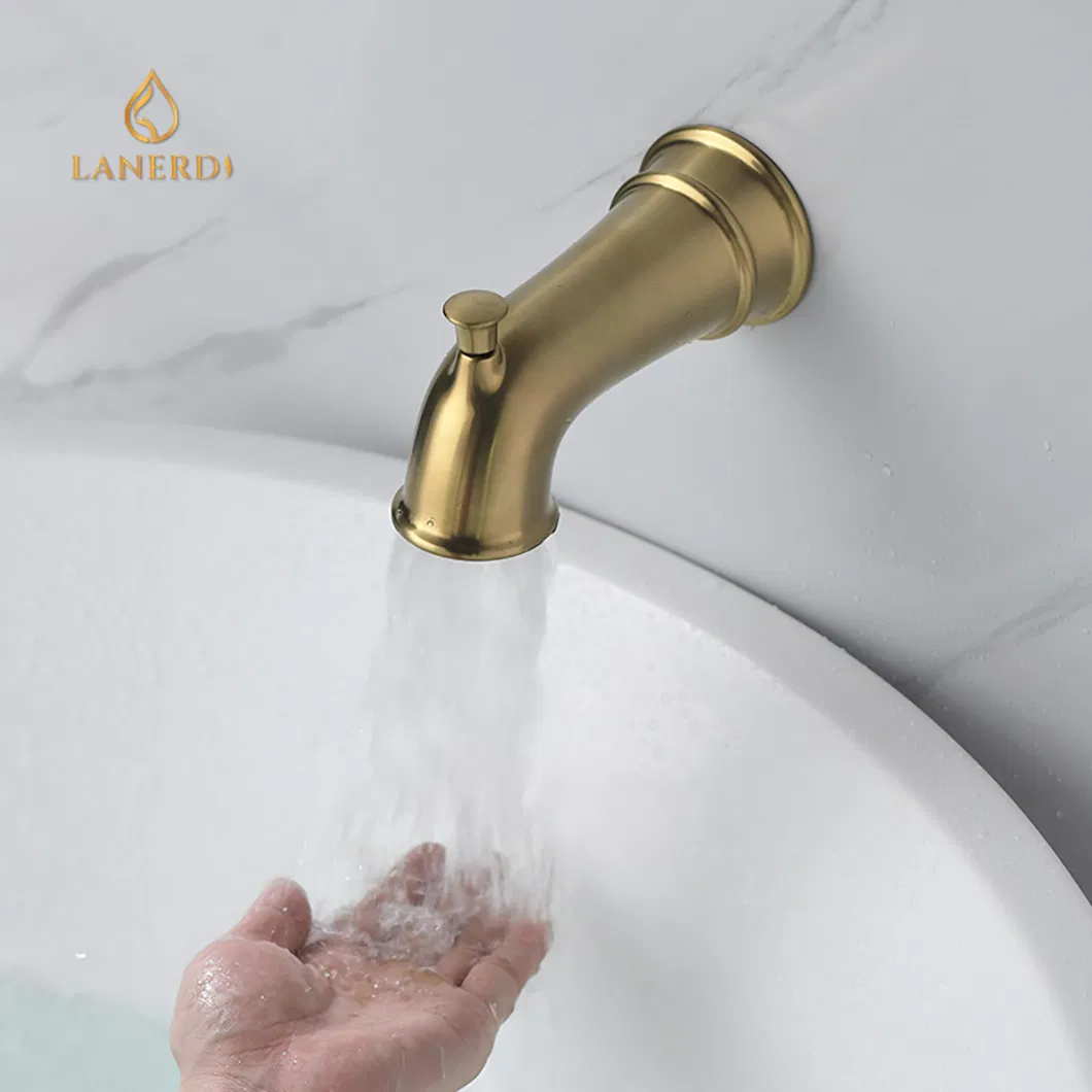 Квадратный излив для ванны золотой, бесконтактный