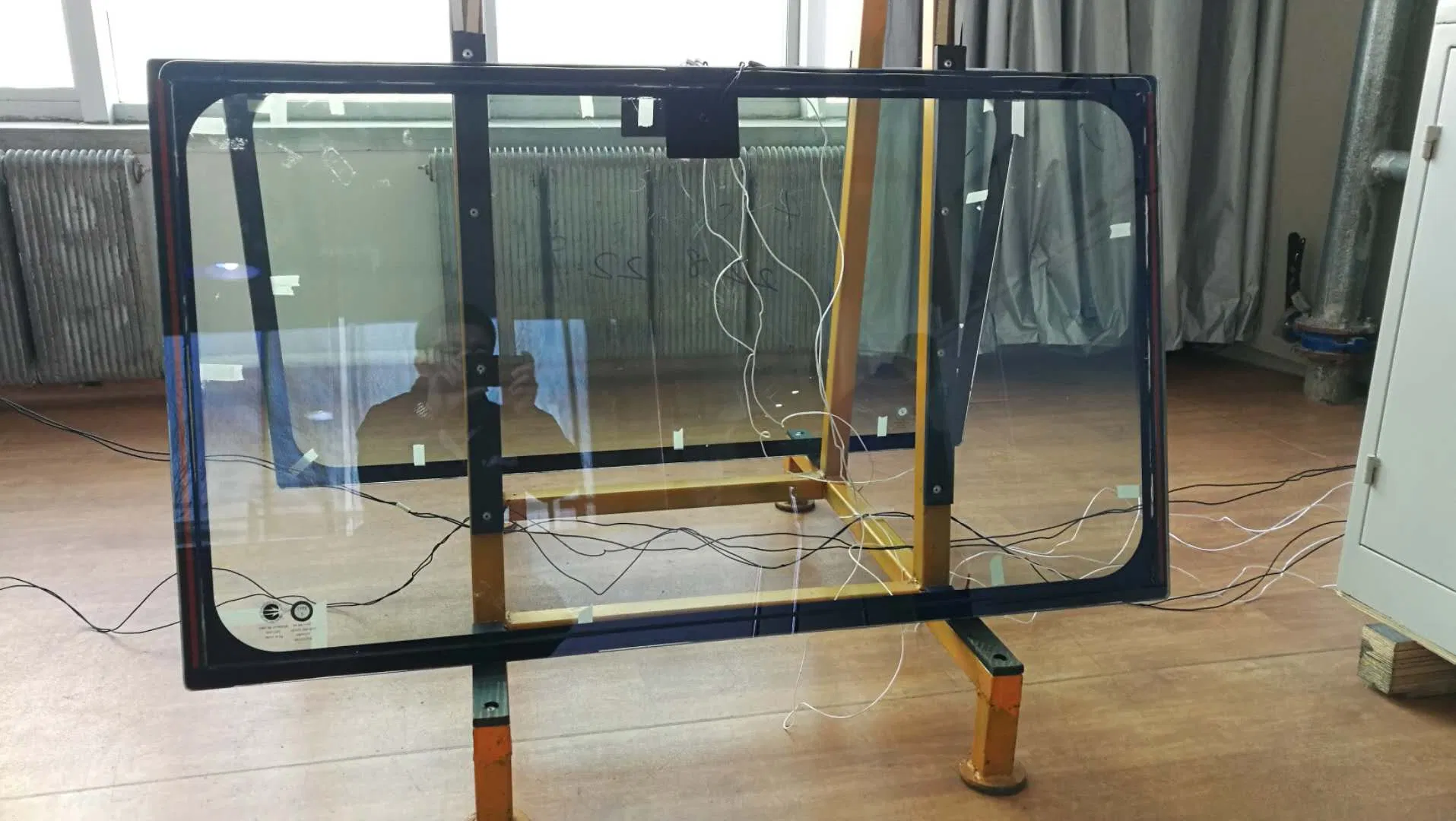 Low E +Heated Glass for Wine Cabinet