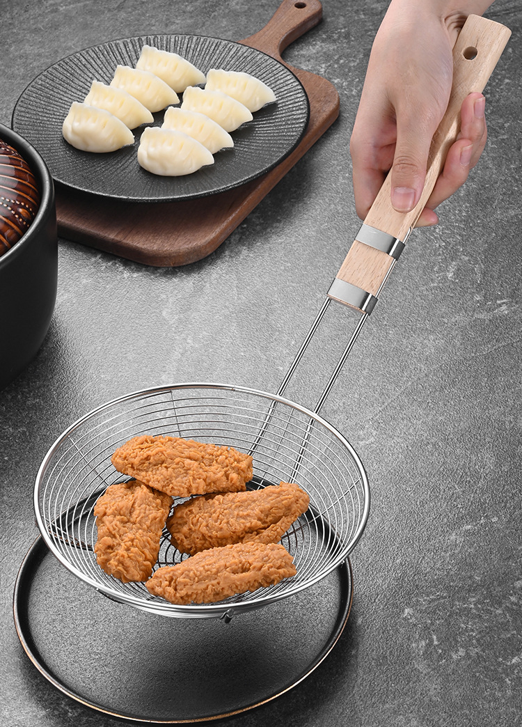 Commercial Grade Stainless Steel Wire Strainer with Ergonomic Wooden Handle Wholesale Available