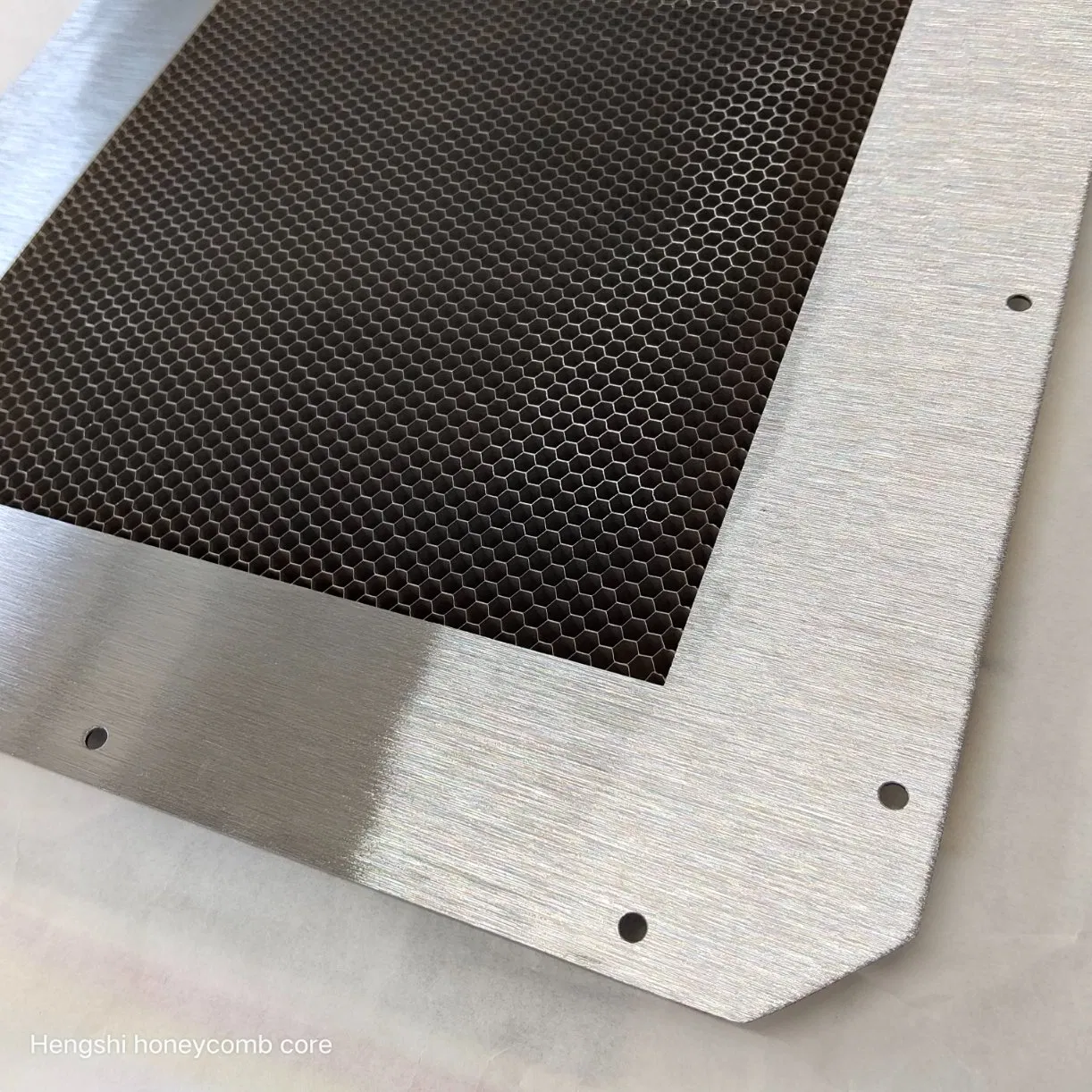 Factory Price Honeycomb Wave Guide Vent for EMC EMI and Fr Mir