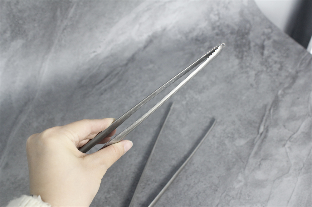Wholesale 304 Stainless Steel Tableware Food Steak Clip Barbecue Tongs for Camping