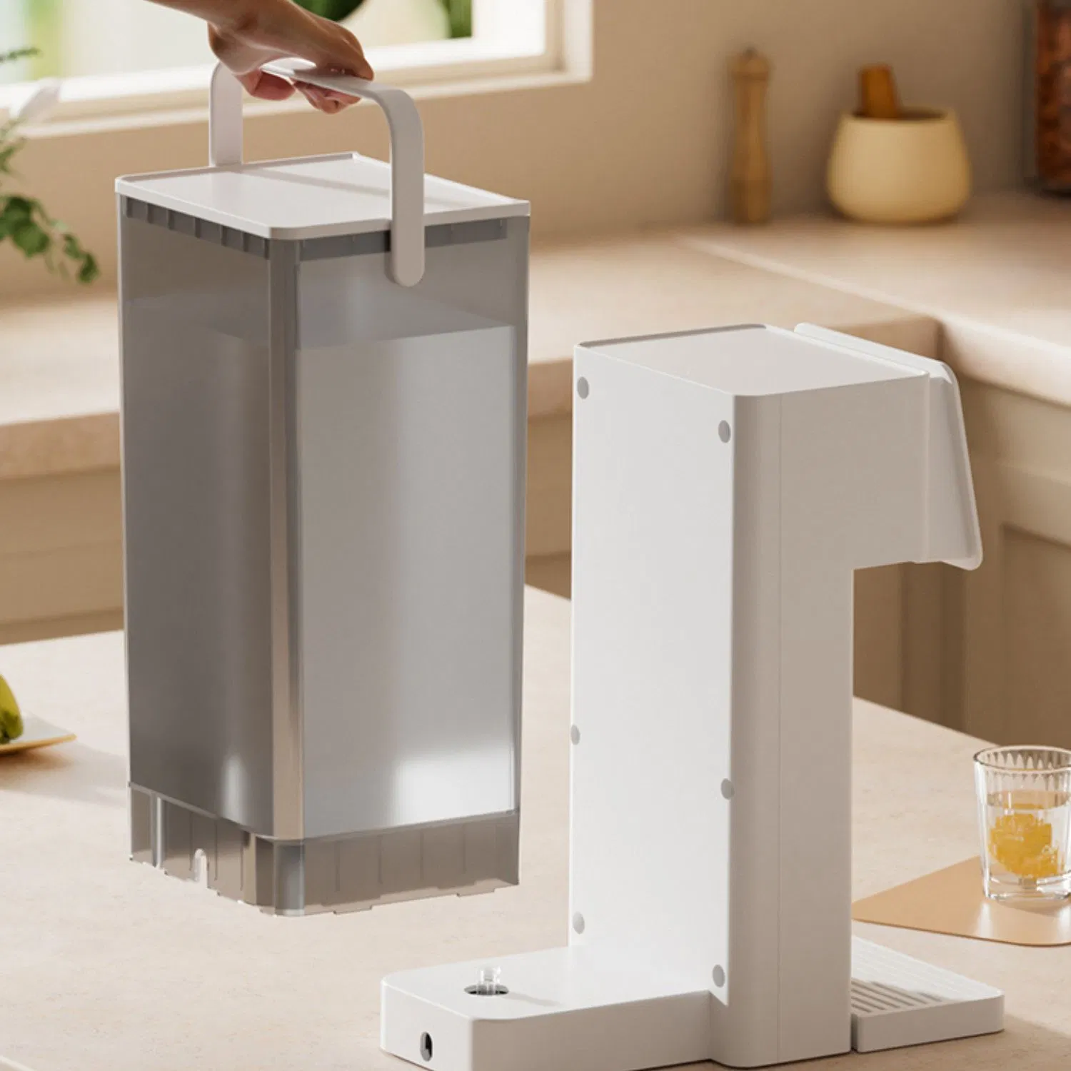 Longbank New Style Home Electric Automatic Instant Hot Water Dispenser for Desktop