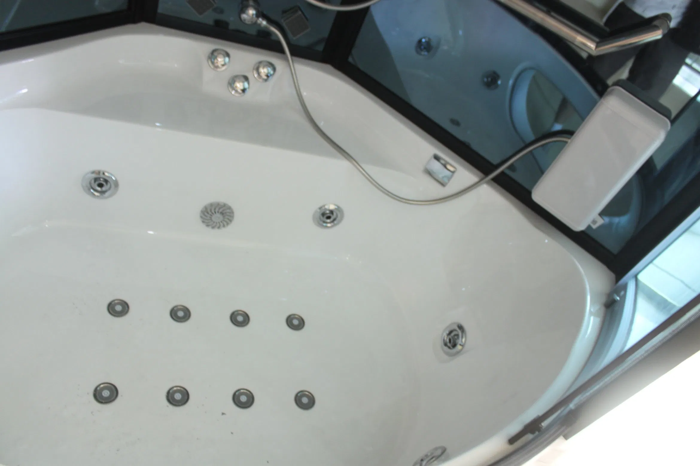 Home with DVD Personal Computerized Bathtub Steam Room Shower Combo