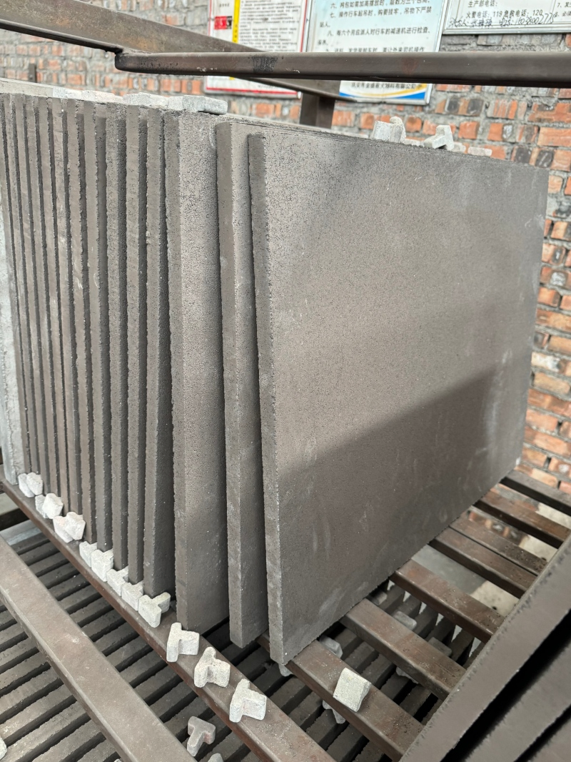 Огнеупорный кирпич Al2O3-SiC-C для сталеразливочного ковша