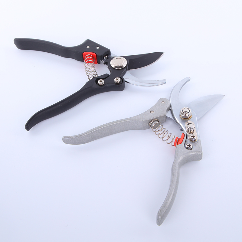 Садовые ножницы для обрезки с фиксатором