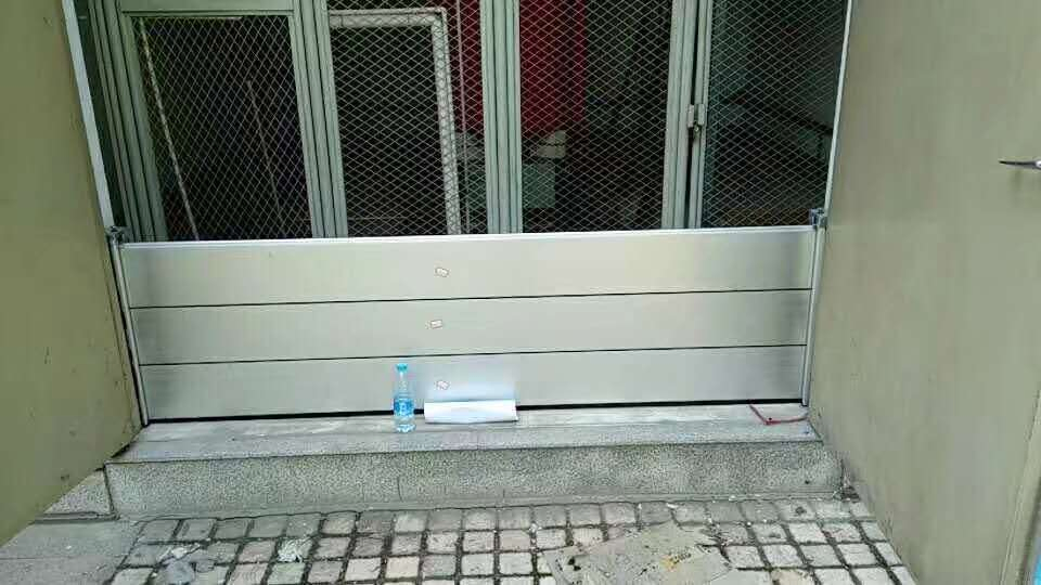 Flood Protection Systems Made with Aluminum