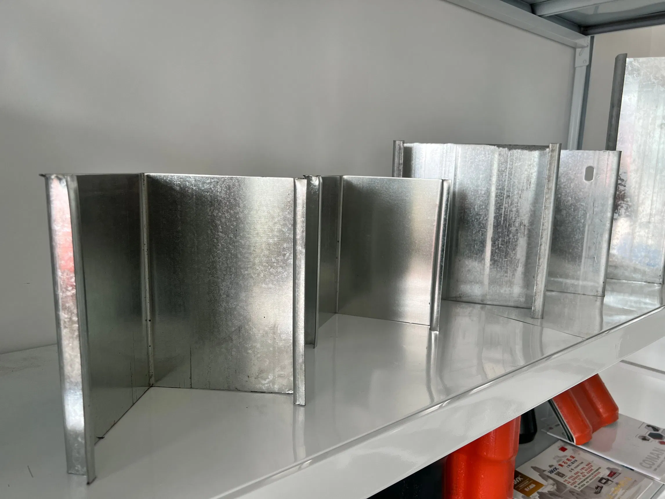 C-Shaped Steel with Thin Wall, Perforated C Channel Purlins for Supporting System, C Purlin by Hot-Coiled Steel and Cold-Bent C-Style Steel Purlin
