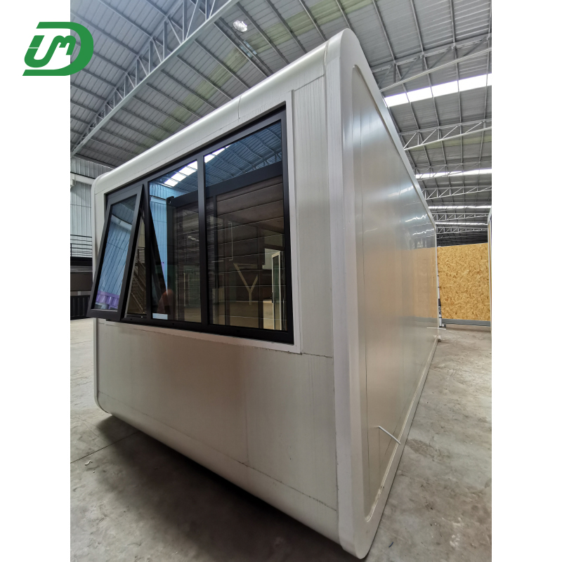 China Xingang Airbnb Prefab House Tiny House Luxury Villa Apple Cabin Garden Pod Hotel Supplies