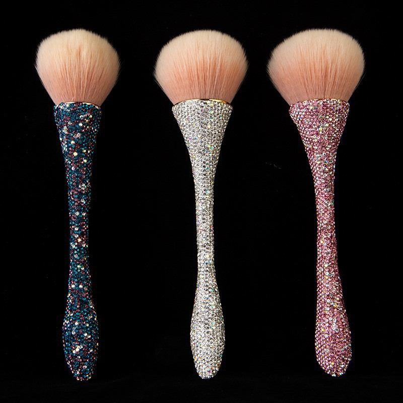 Handmade Luxury Glitter Cosmetic Tools Crystal Diamond Foundation Makeup Brush with Rhinestones