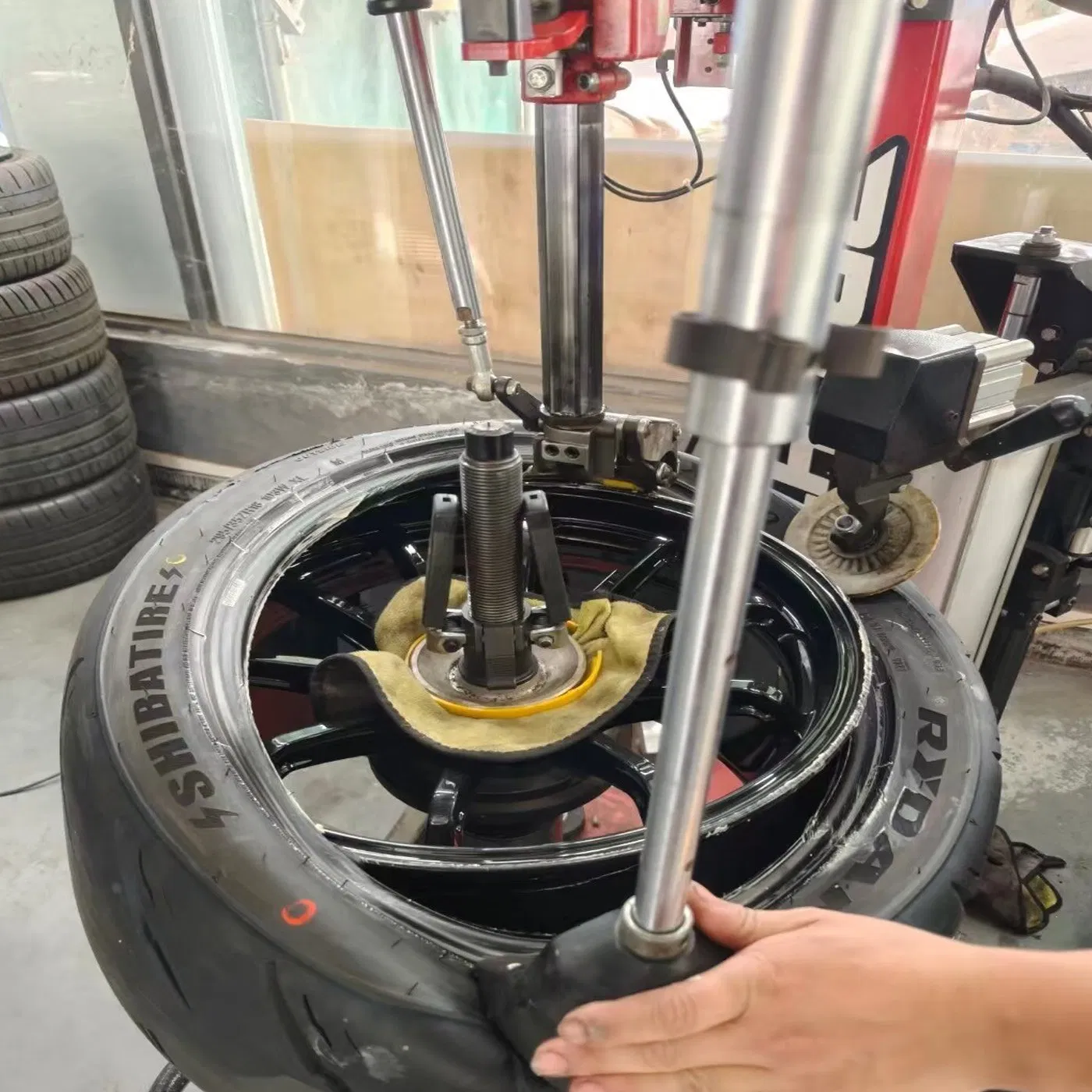 Шины Revimax 31 23 Racing/Drifting 265/35R18