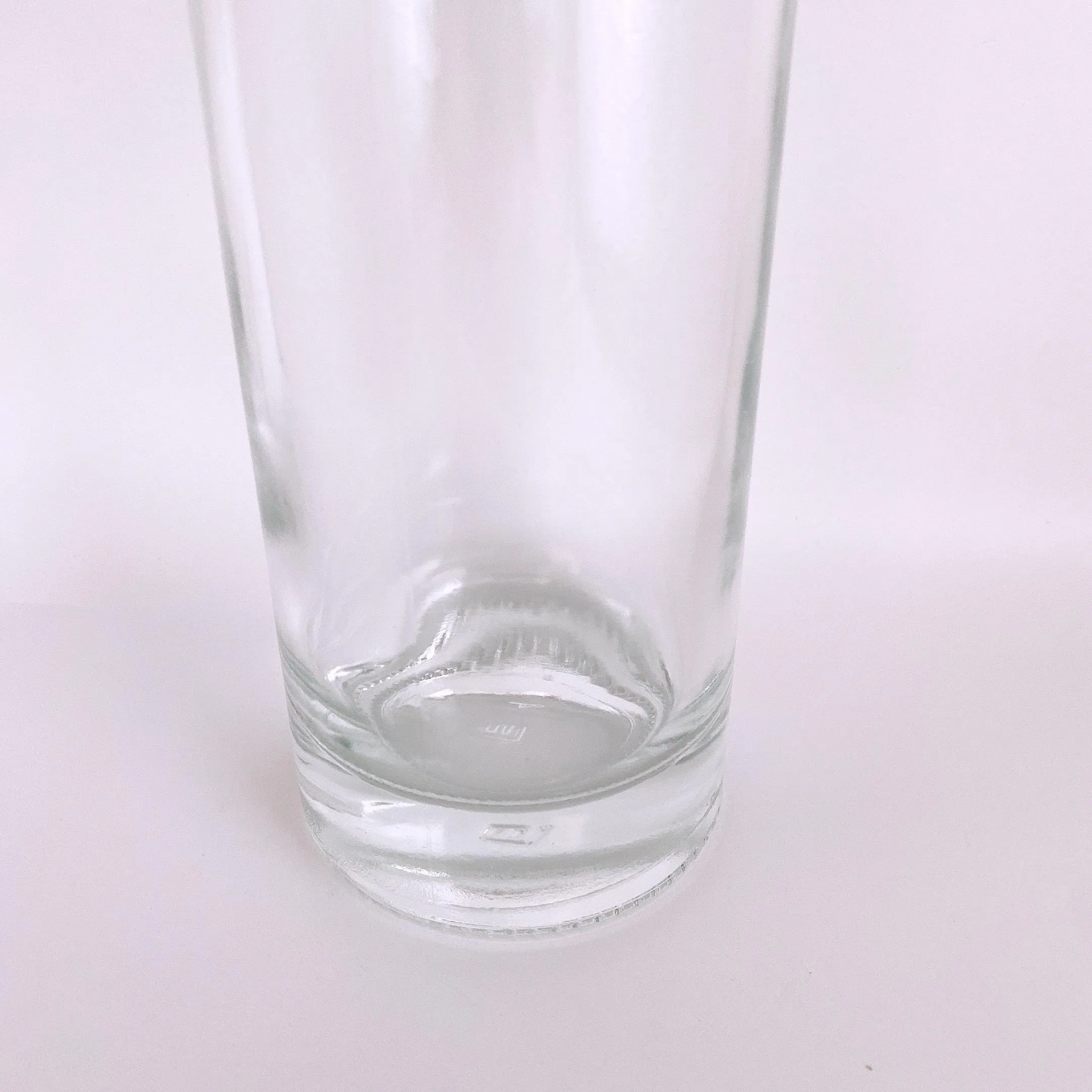 Прозрачная стеклянная бутылка для водки 1.75 л