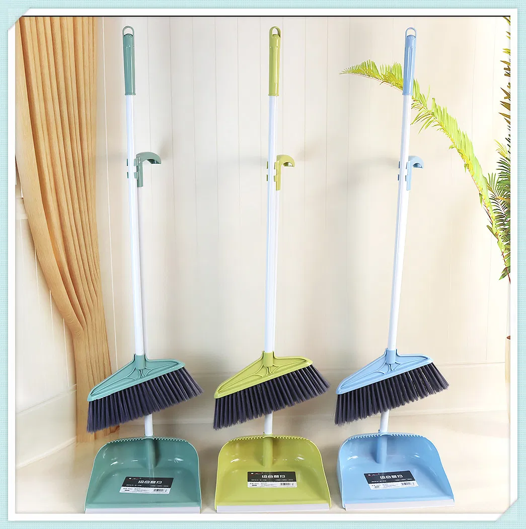 Jy9002 Professional Ergonomic Broom Set with Round Hole Hanger and Comb