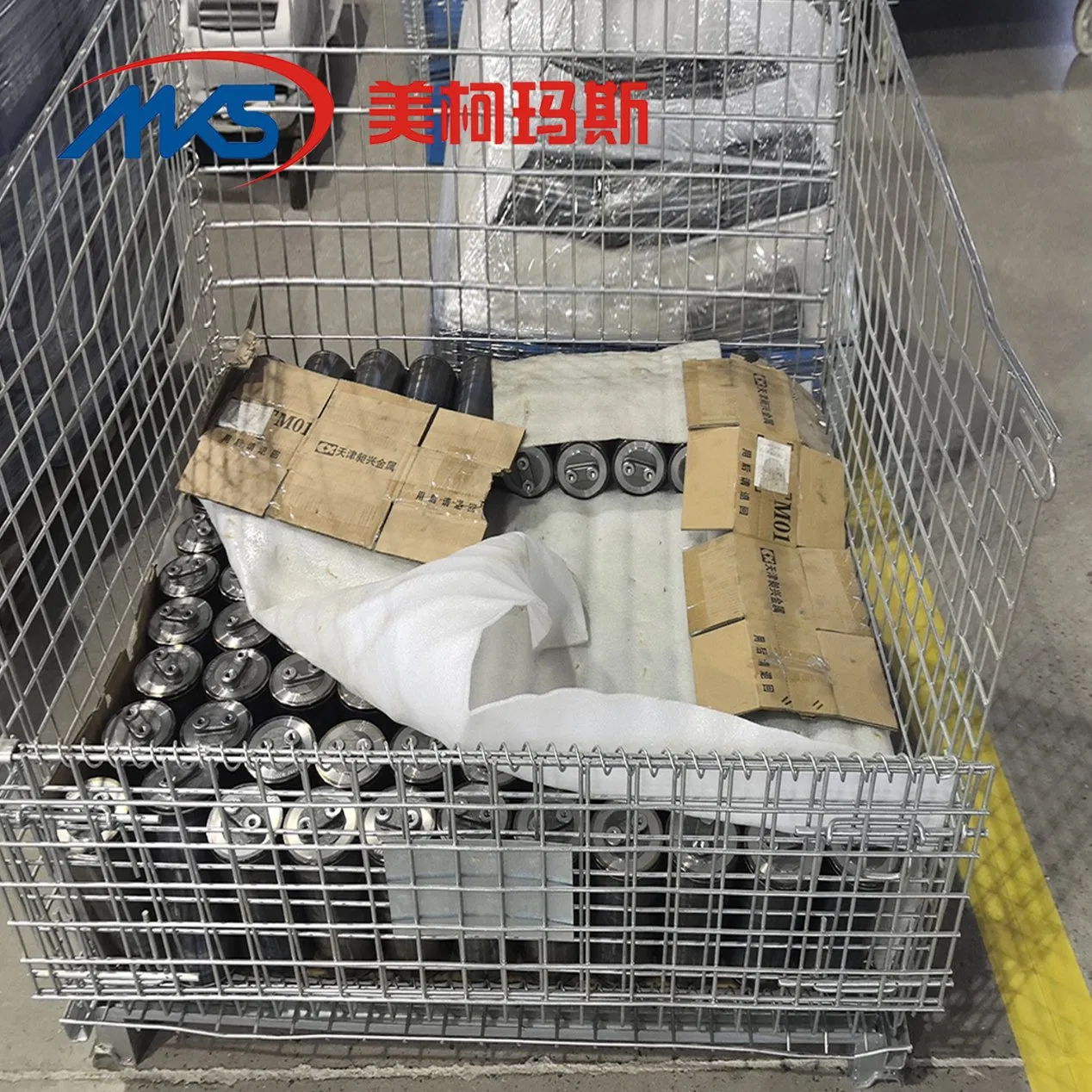 Factory Wholesale Excavator Digger Spare Accessory Part Fit Good Price European Standard Nitrogen Bottles Hydraulic Pressure Pump Part Accumulator