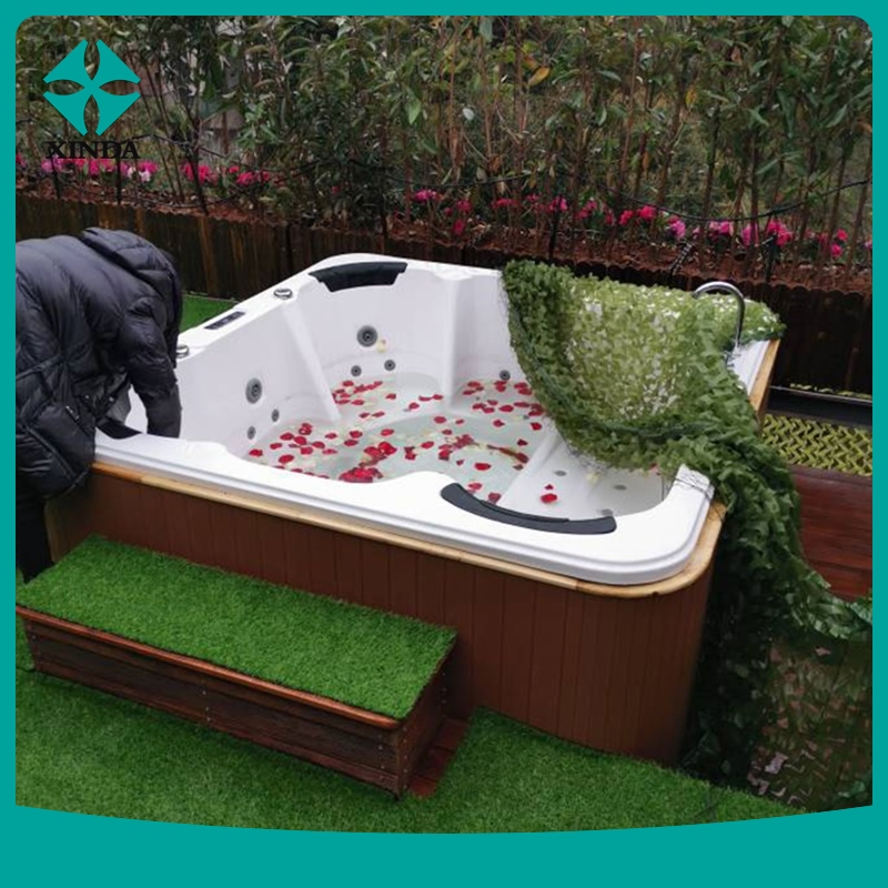 Акриловая гидромассажная ванна XINDA для улицы