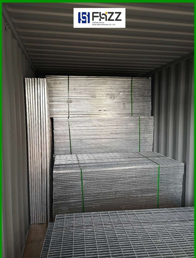 Customized Galvanized Steel Grating / Drain Grating Covers / Catwalk Steel Grating