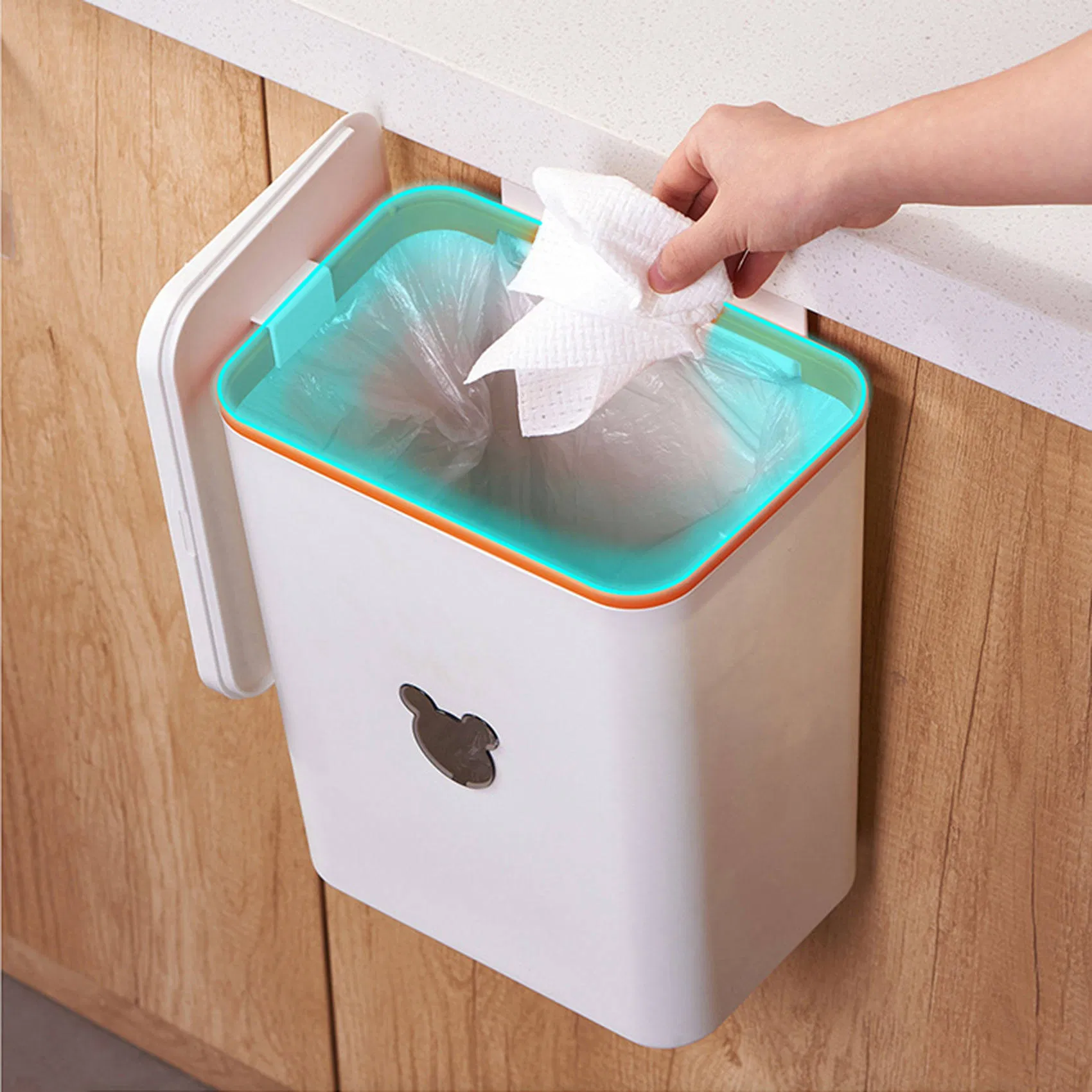 Настенная пластиковая урна 9 л