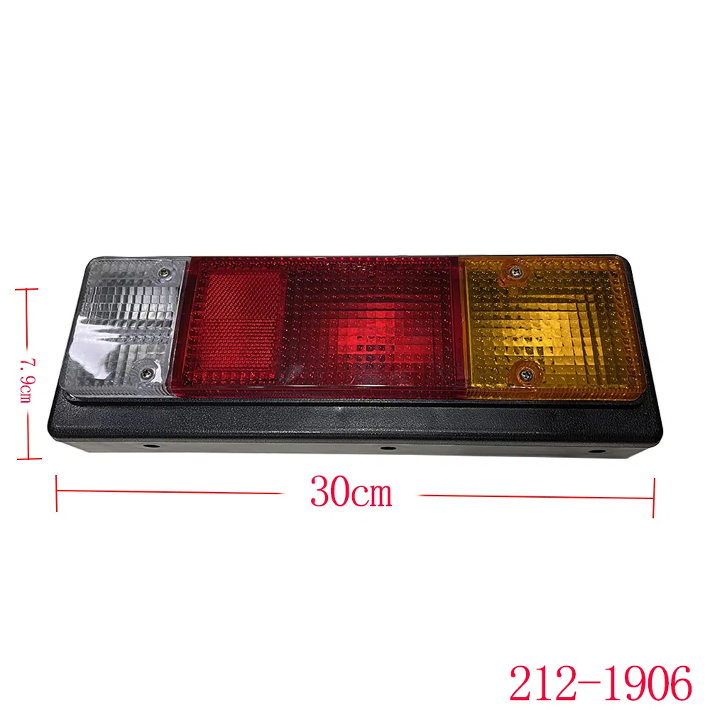 Задний фонарь Mitsubishi Canter FB300 1991