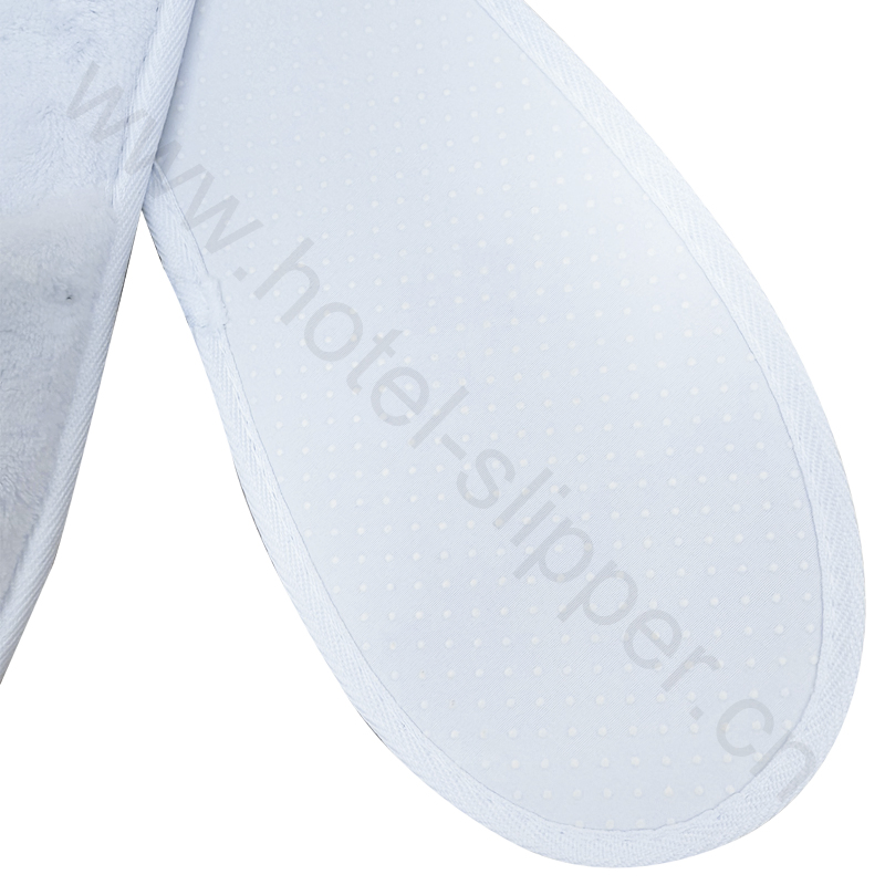 Luxury Soft Unisex Coral Fleece Slippers Warm, Breathable, and Customizable for Hotel Use