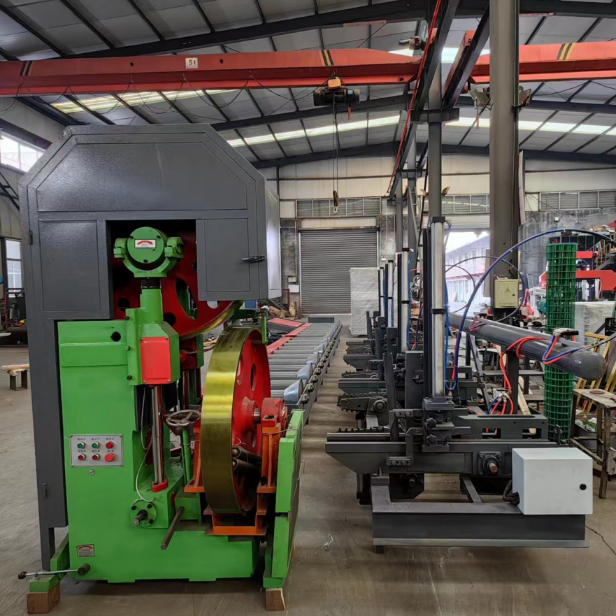 Станок ленточнопильный вертикальный с кареткой по дереву