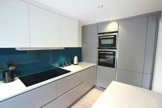 Lacquered Glass of Pure White Color Ral 9003 in Customer Size