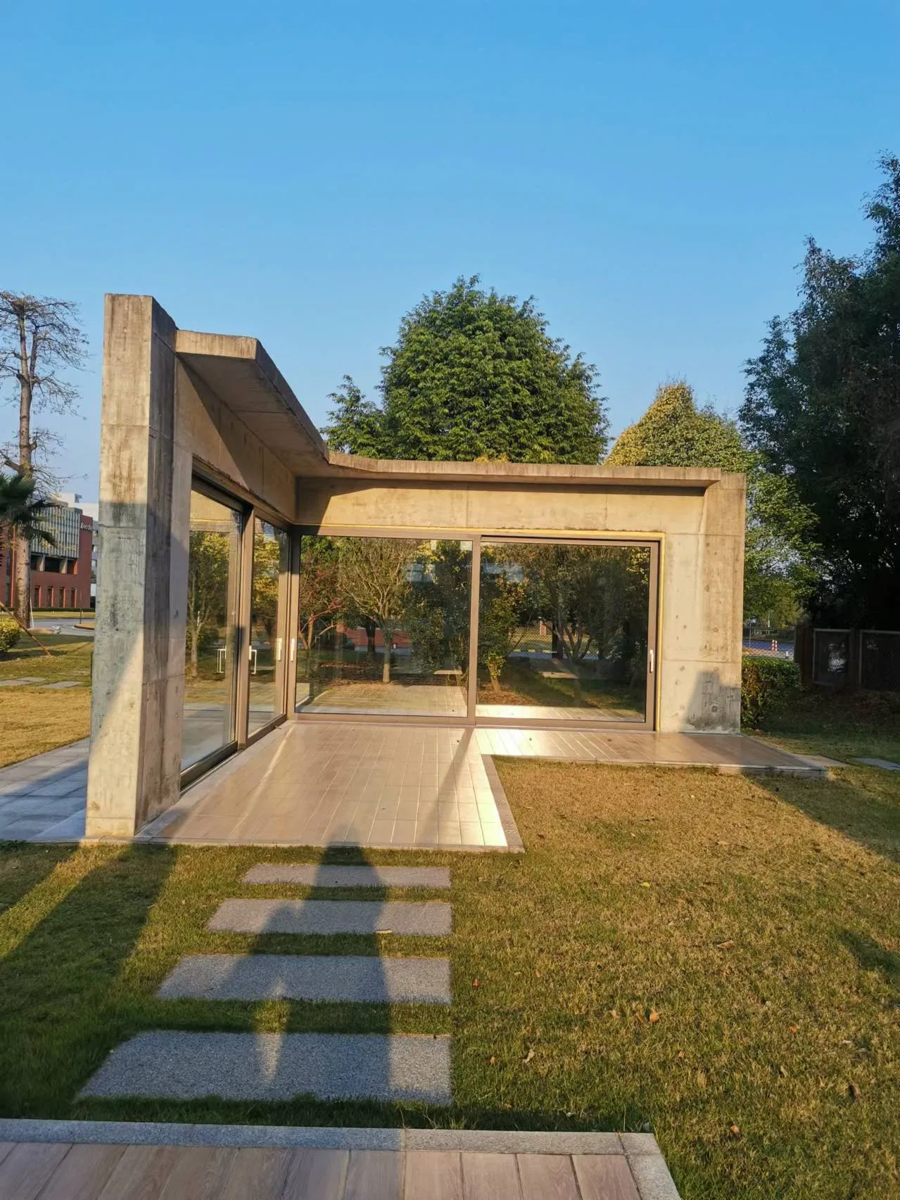 High Quality Aluminum Winter Glass House Sunroom for Outdoor Garden