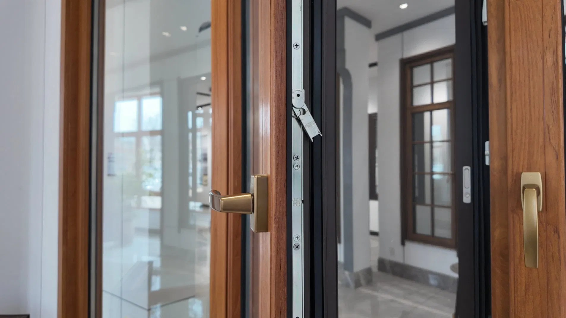 Super High Quality Low Price Composite Window - Wood Clad Aluminum Window