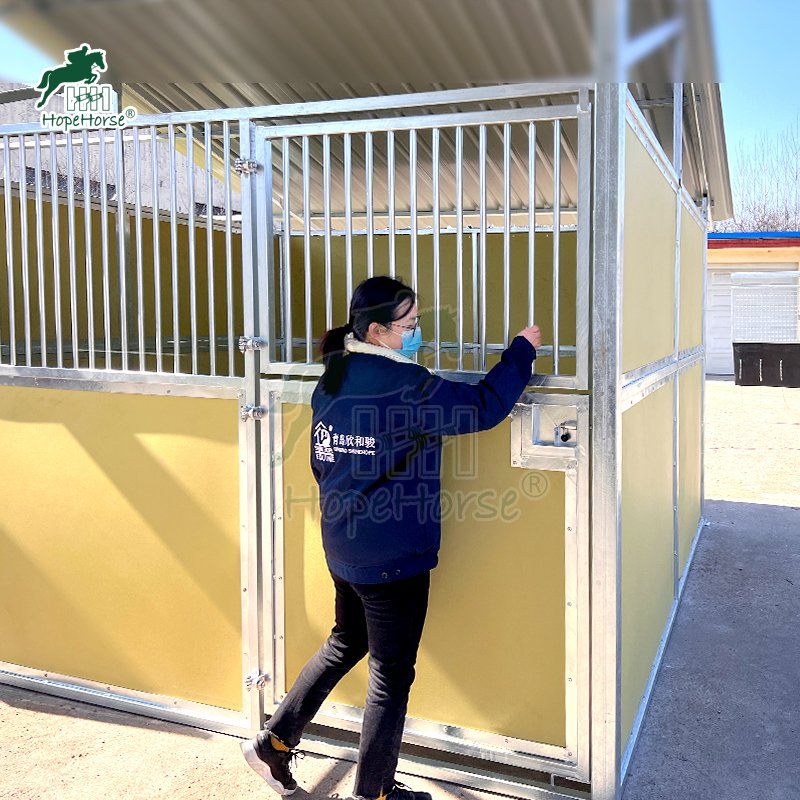 Horse Box with HDPE Panel Steel Frame Stall Panels