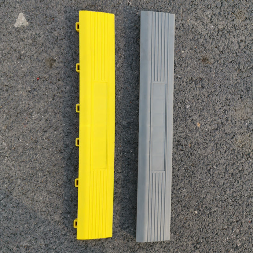 Влагостойкая ПВХ плитка для гаража 500x500 мм