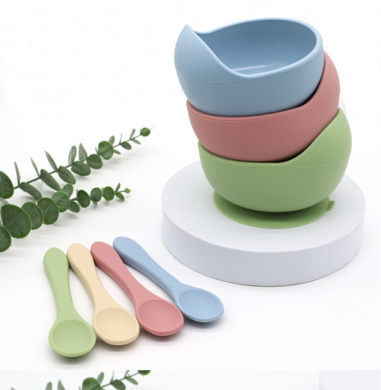 Colorful Silicone Baby Feeding Bowl with Easy Grip Design