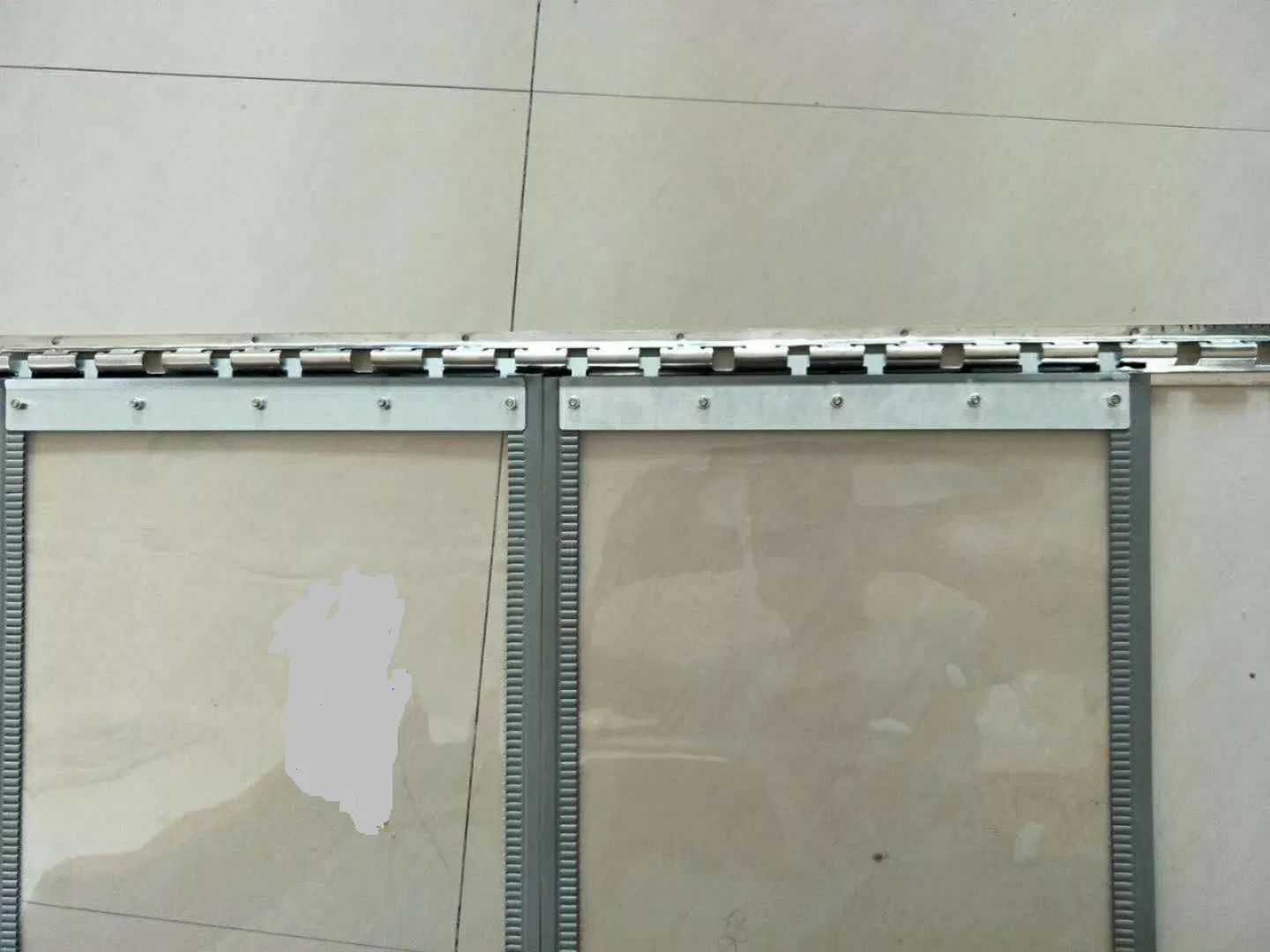 Hook-System Stainless Steel and Galvanized Iron Material High Quality with Cn EU Type for Curtain Installation