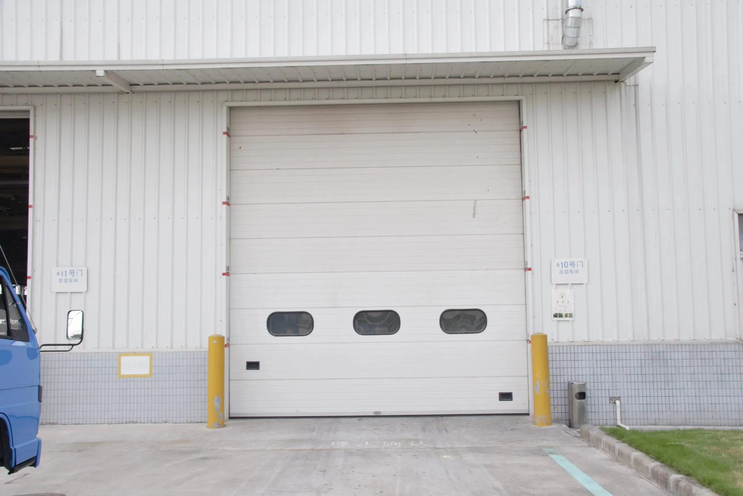 Durable Sealing Garage Door with Wind Resistance for Storage