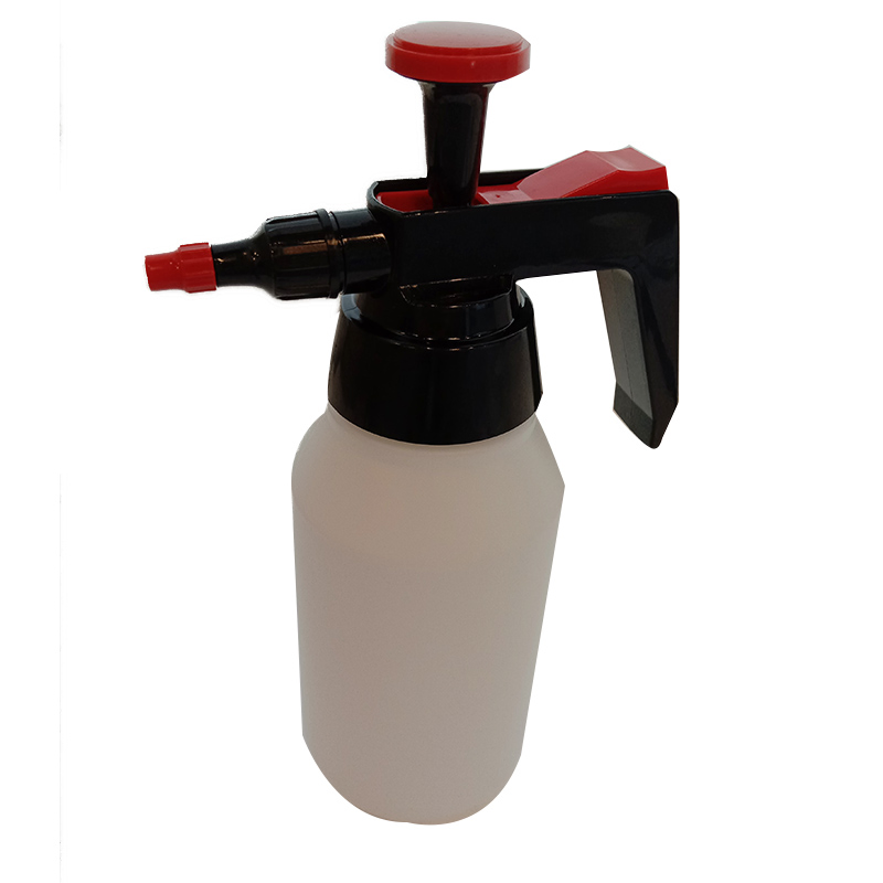 High Quality Garden Plastic Sprinkling Watering Can Bottle