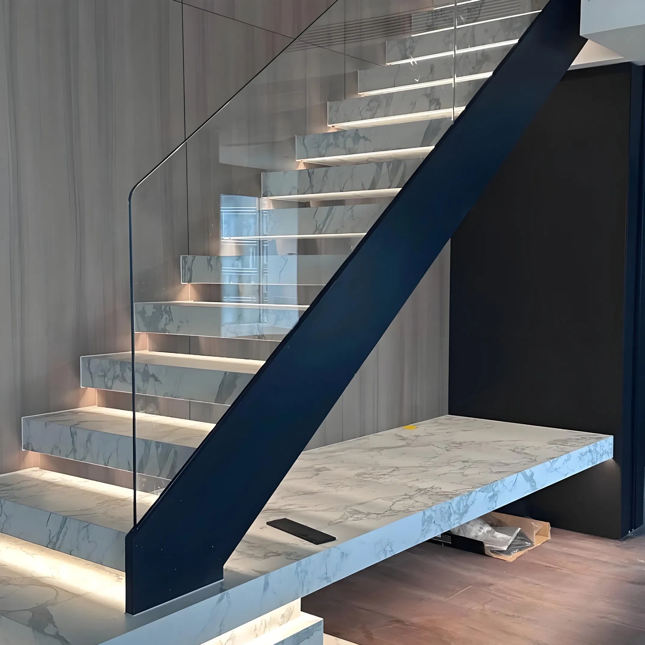 Закаленное стекло 3-19 мм для промышленных окон