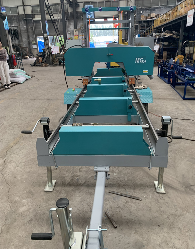 Пилорама ленточная портативная