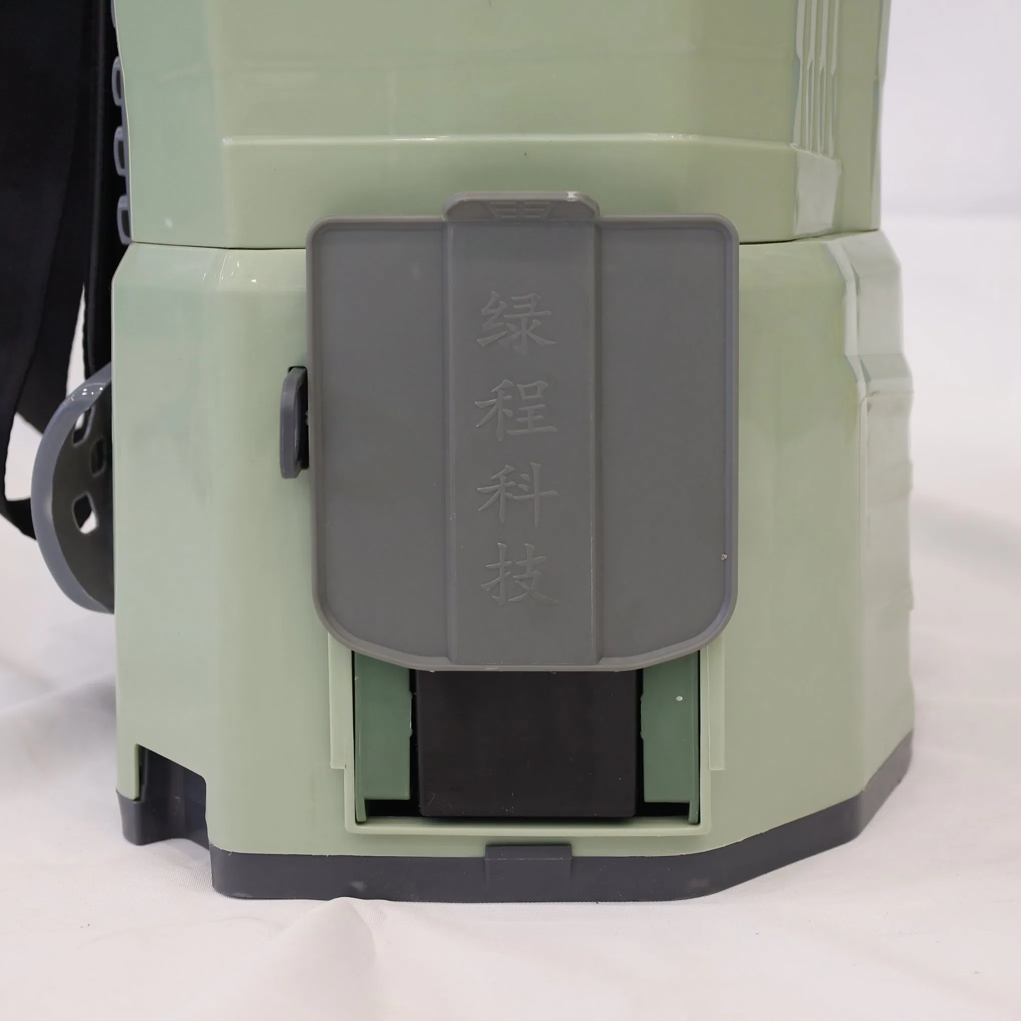 Portable Electric Fertilizer Applicator for Garden Farm
