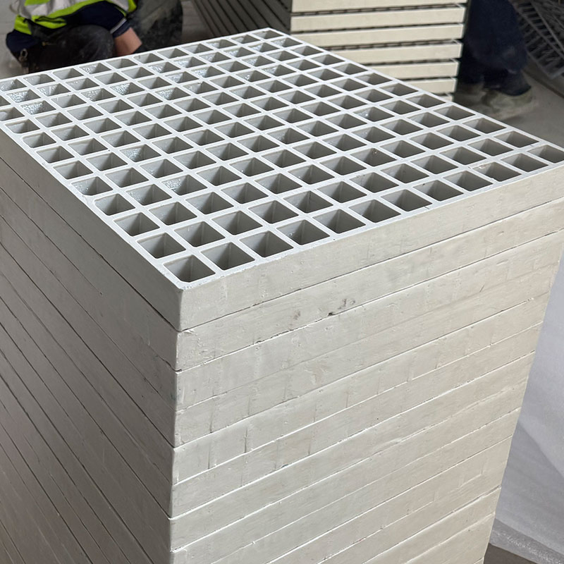 Heavy Duty Fiberglass Moulded Grating Slip Resistant Surface UV Protection Corrosion Resistance Marine Chemical Industries Durable Long Lasting