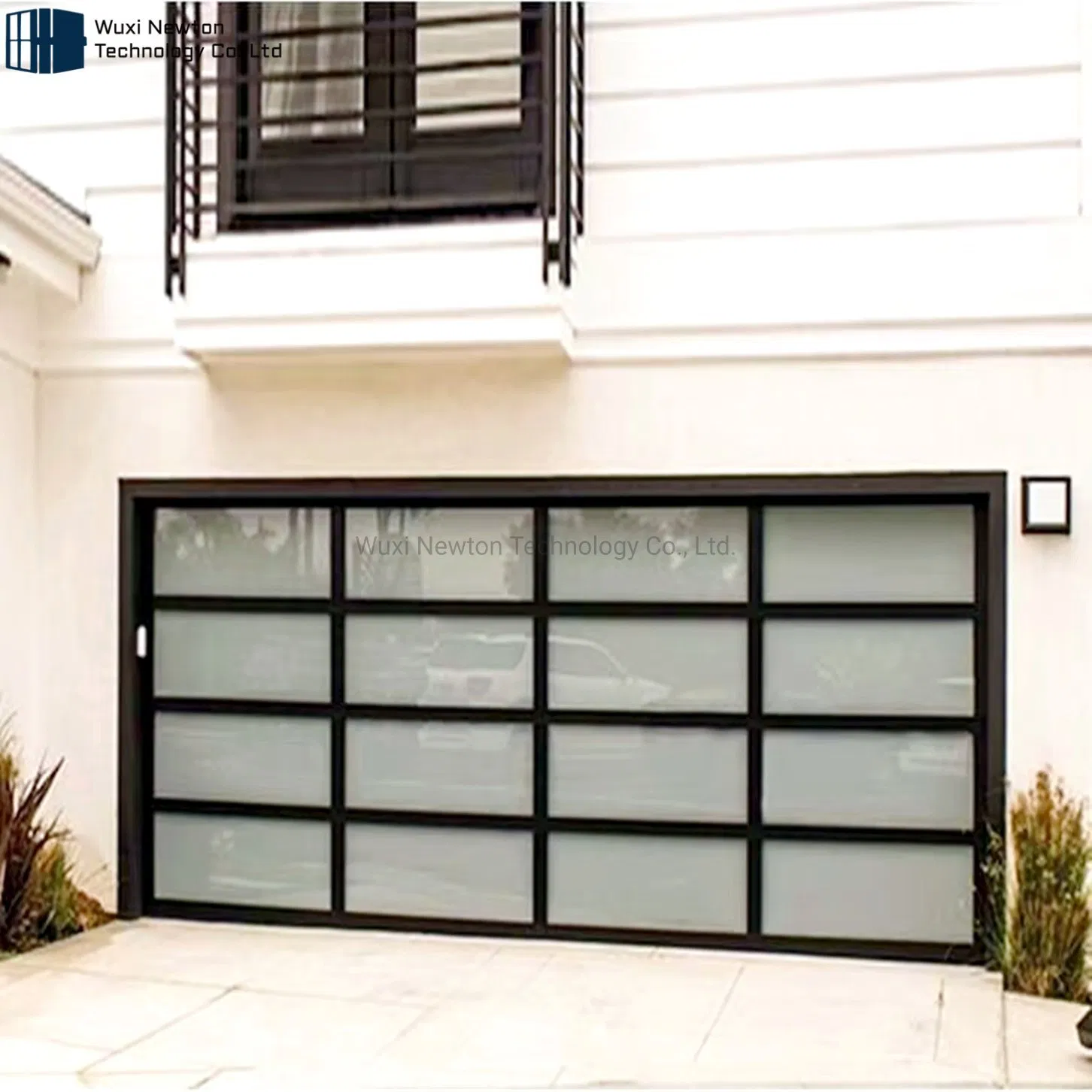 Customized Motorized Panoramic Clear Aluminum Frosted Glass Sectional Garage Door