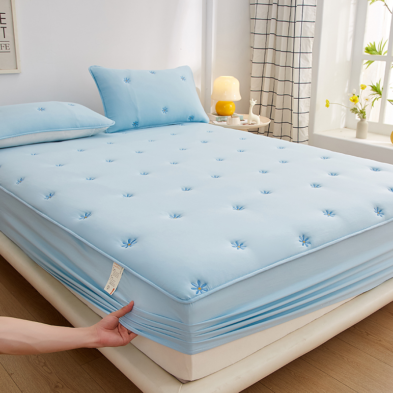 2025 New a-Type Washed Cotton Embroidery Quilted Fitted Sheet Bed Cover Home Mattress Cover