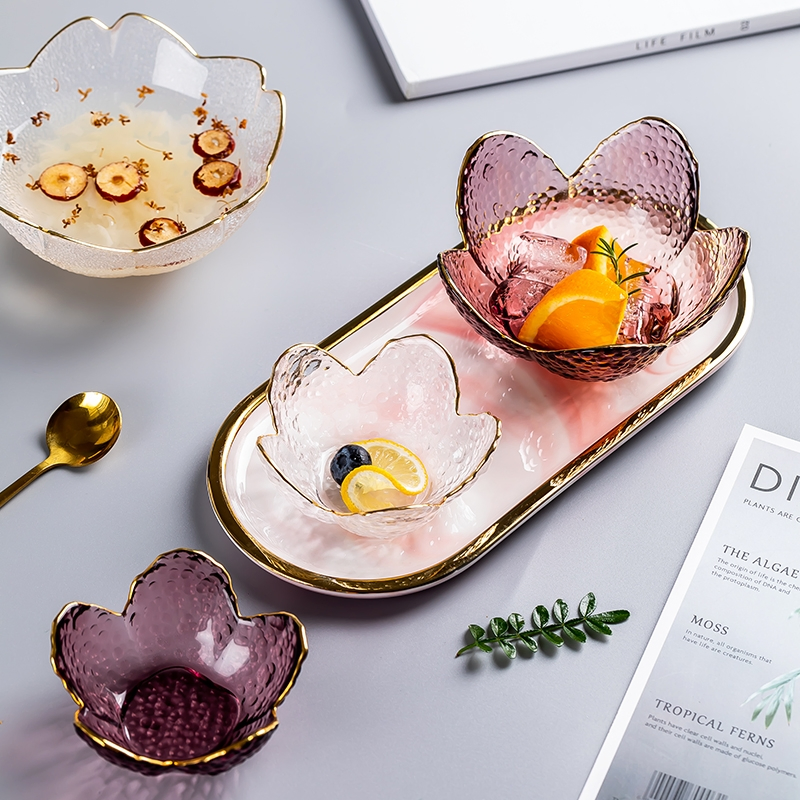 Golden Stroke Glass Bowl Embossed Fruit Salad Plate Lace Crystal Living Room Desktop Organizer Home Decoration Modern Ornaments