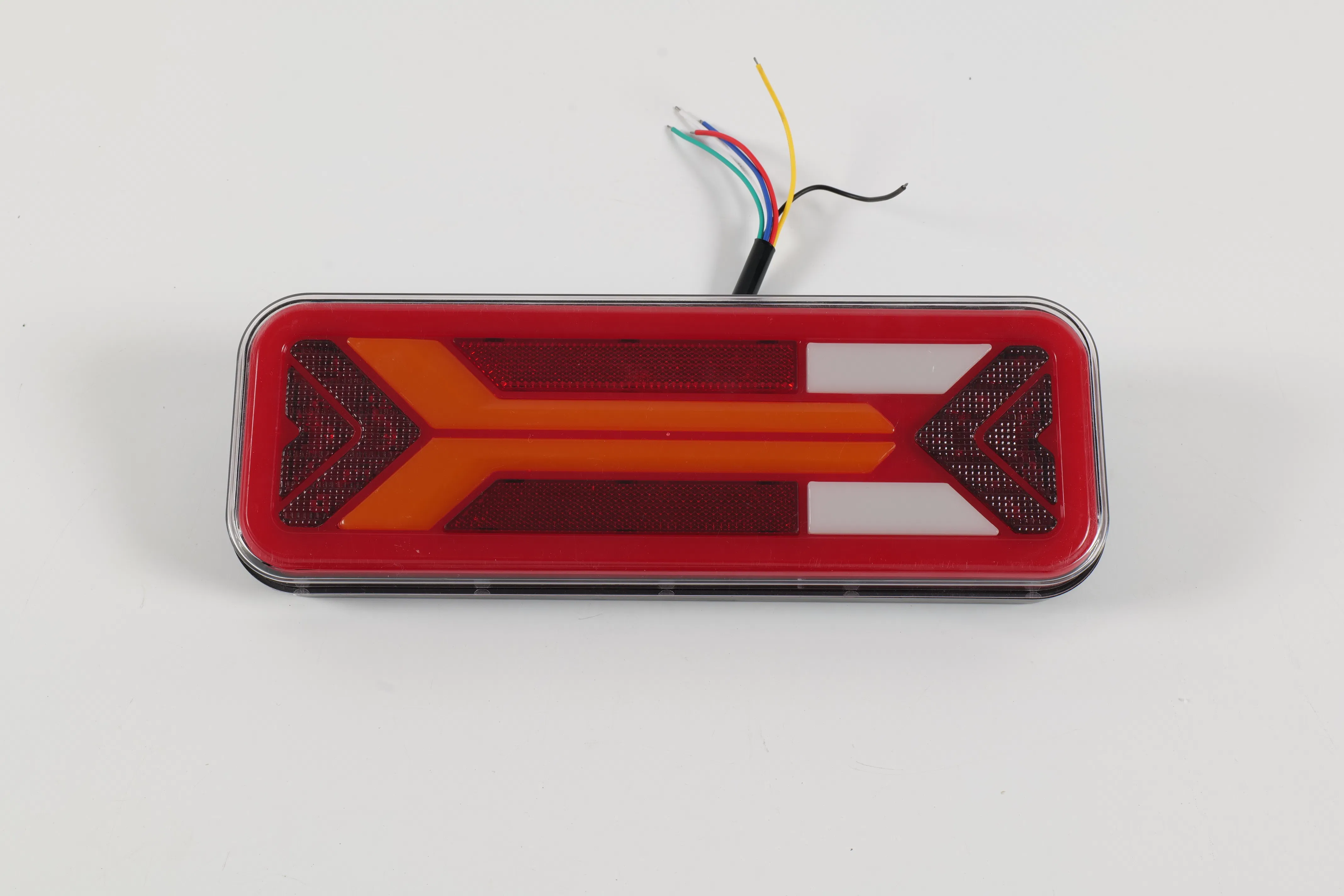 Универсальные светодиодные задние фонари для грузовиков