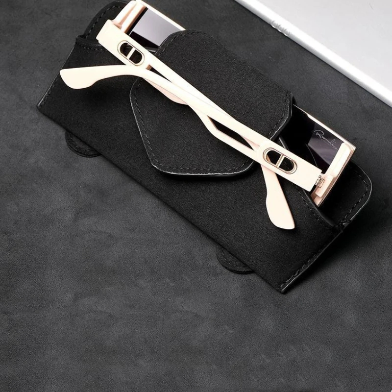 Customized Logo Magnetic Car Glasses Box Vehicle Sun Visor Glasses Holder Sunglasses Clip Case