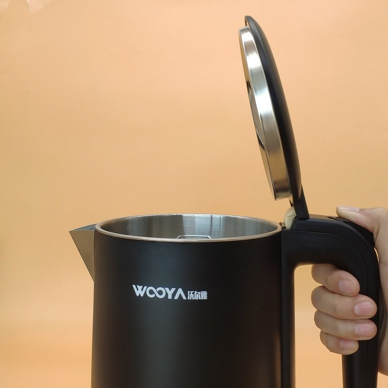 Stylish 1.8L Cordless Stainless Steel Kettle for Modern Homes