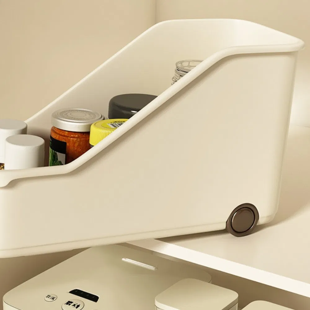 Пластиковый контейнер для хранения с колесиками