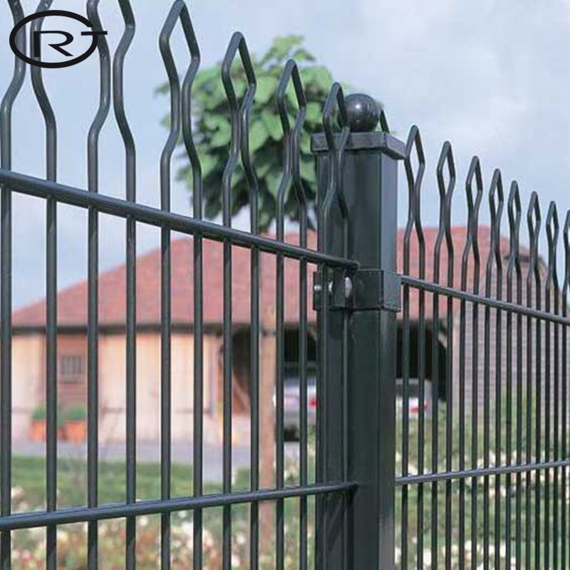 PVC Coated Welded Wire Mesh Fence Pyramid Fence Panel for Garden