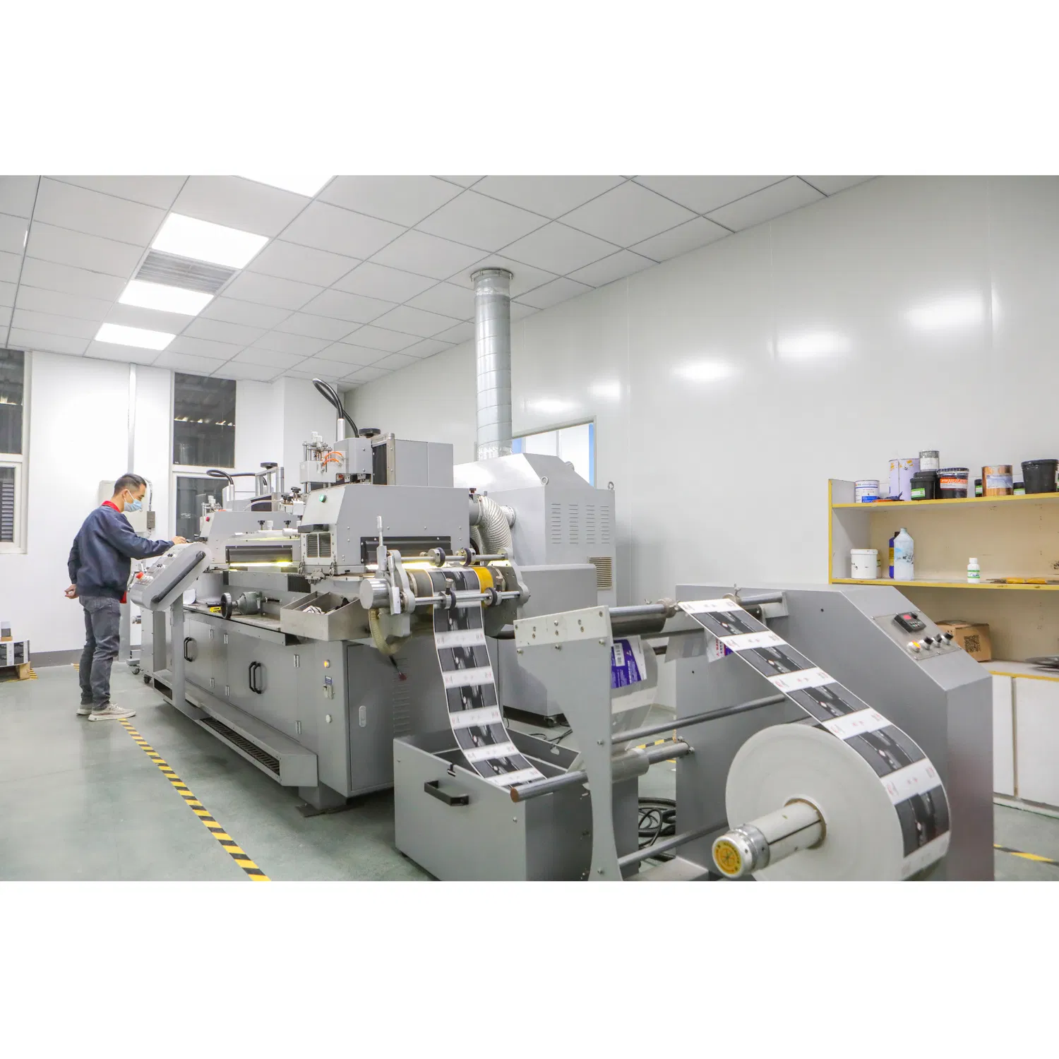 Irregularly Shaped in-Mold Printing Adhesive Oil Label Stickers