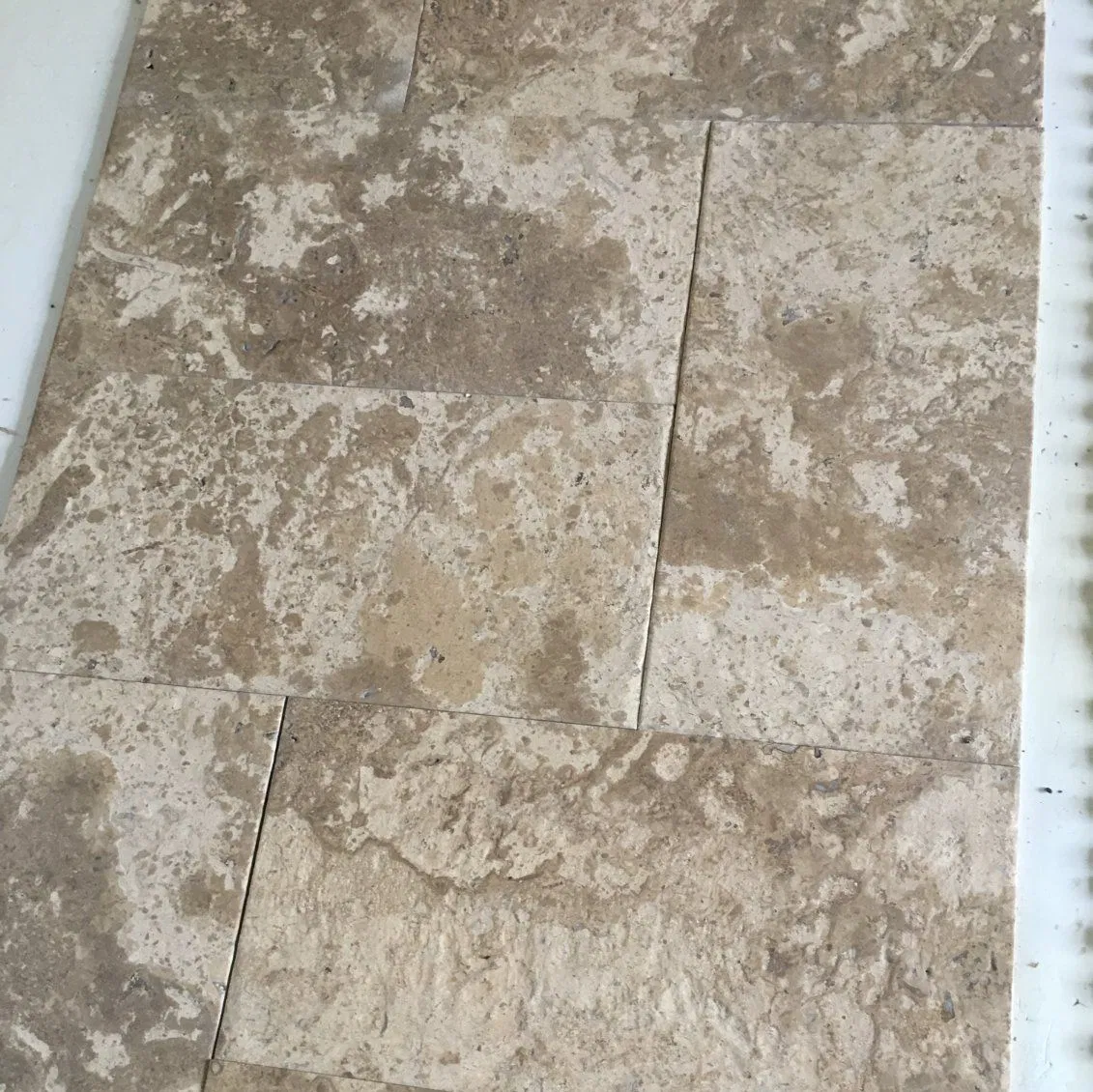 Antique Beige Limestone French Pattern Floor Wall Paving Tiles