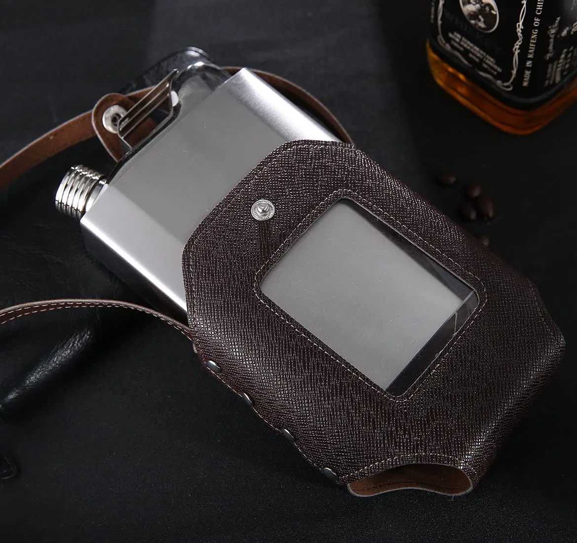 26 Oz Stainless Steel Leak Proof Large Capacity Whiskey Hip Flask for Benchmark George T Stagg with Removable Holster