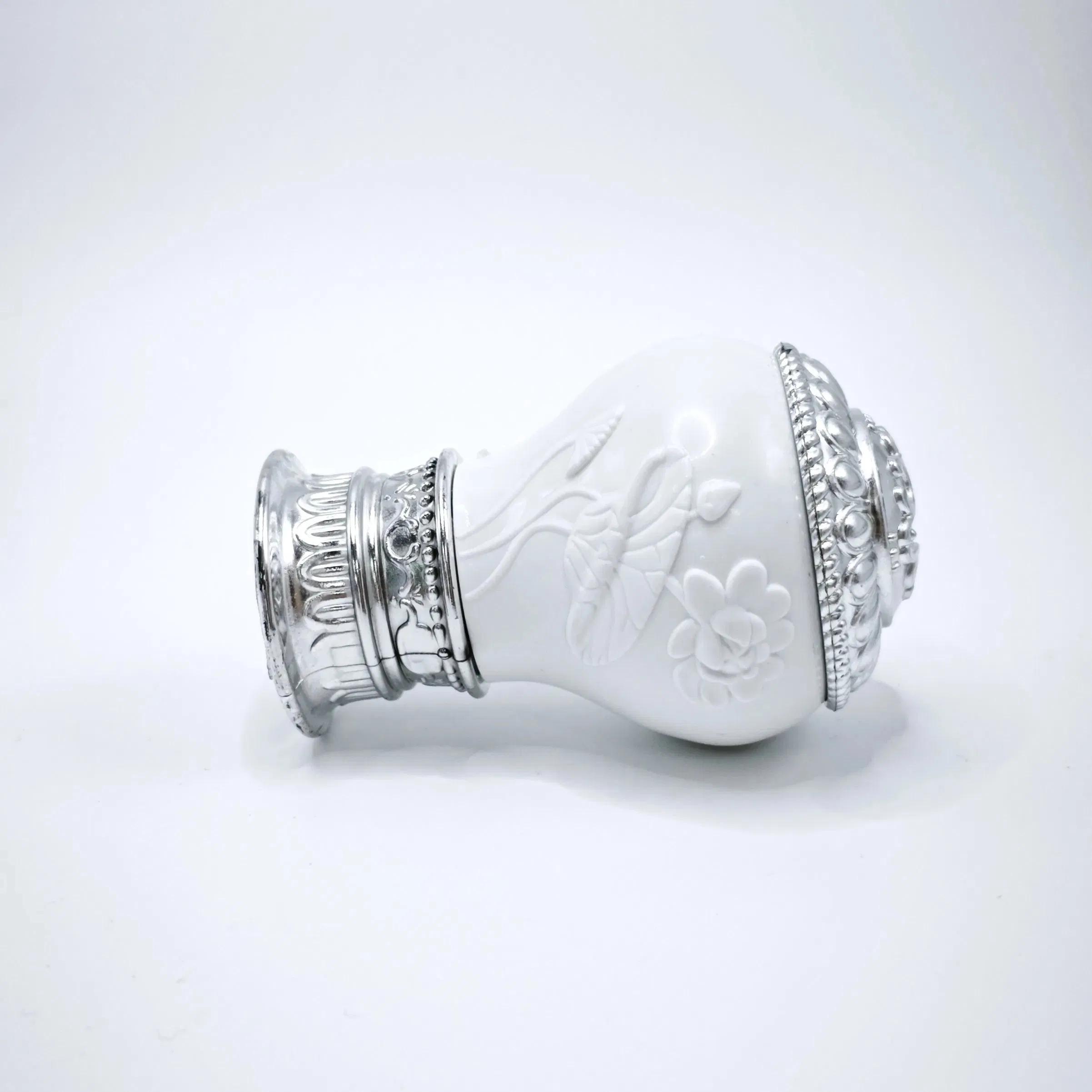 Fashionable Curtain Rod Ends with Crystal Accents