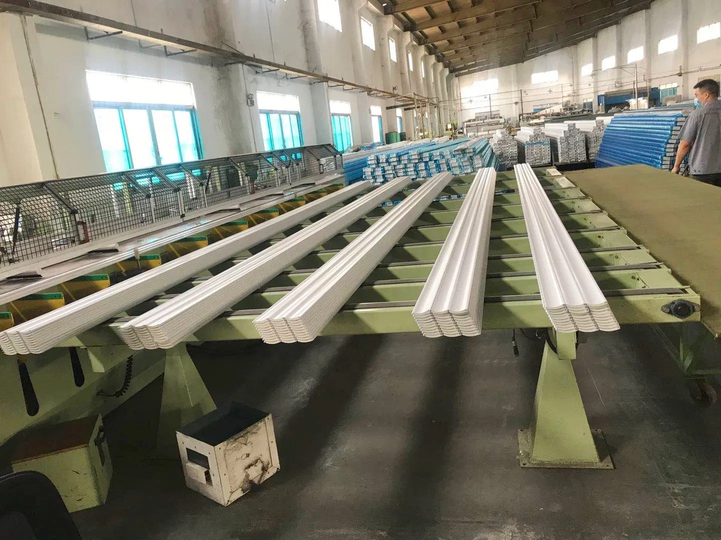 Aluminum Profiles Filled PU Foam for Warehouse